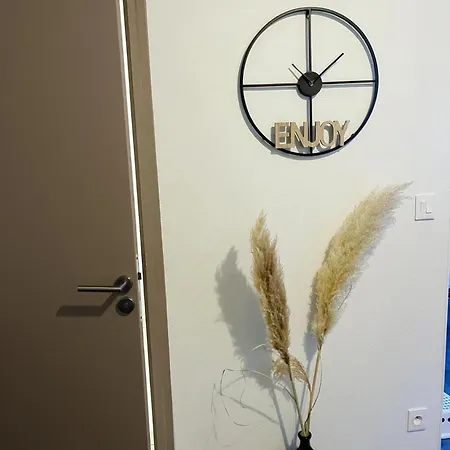 Le 2 - Grand Centre Port De Plaisance Apartament *