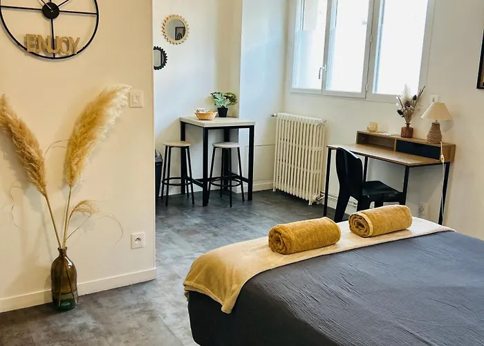 Le 2 - Grand Centre Port De Plaisance カーン